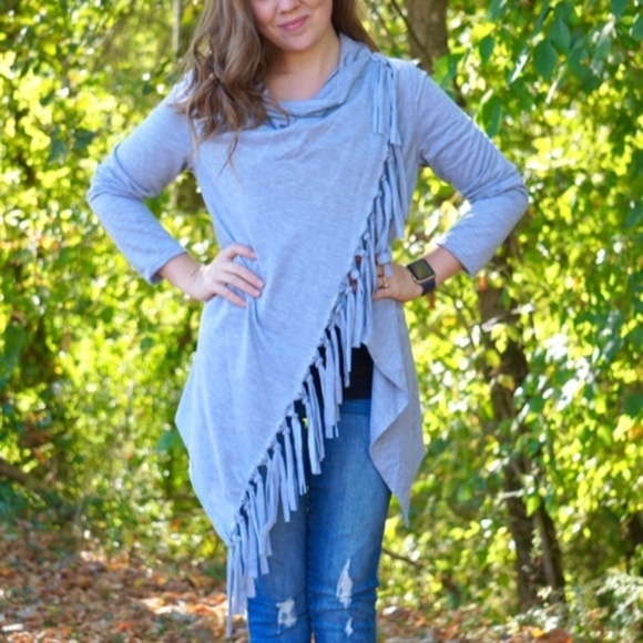 { Gray } Fringe Cardigan - Picture 2 of 3